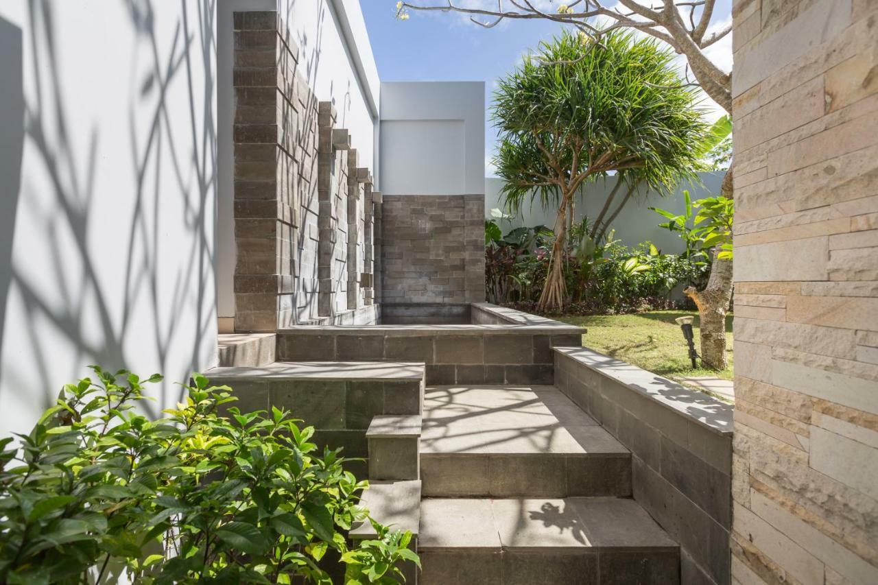 Lucia Villas Nusadua By Nagisa Bali Nusa Dua  Exterior photo